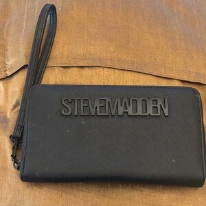 Steve Madden Black Wristlet Clutch